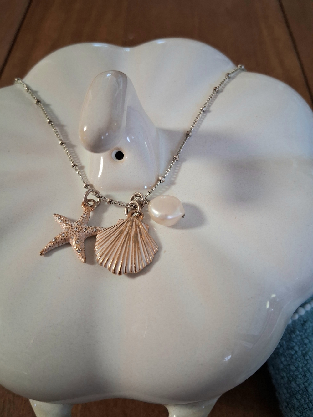 Brighton Cape Cod Retired Shell, Starfish & Pearl Necklace - Picture 2 of 5